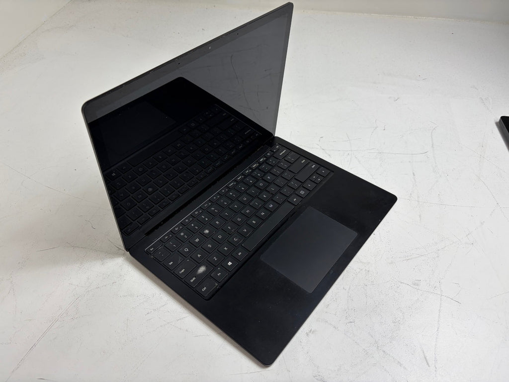 Microsoft Surface Laptop 4 Core i7-1185G7 3GHz 32GB 1TB NVMe 13.5" Touch W11 Pro