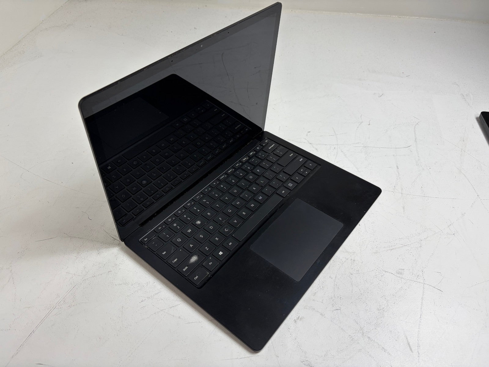Microsoft Surface Laptop 4 Core i7-1185G7 3GHz 32GB 1TB NVMe 13.5" Touch W11 Pro